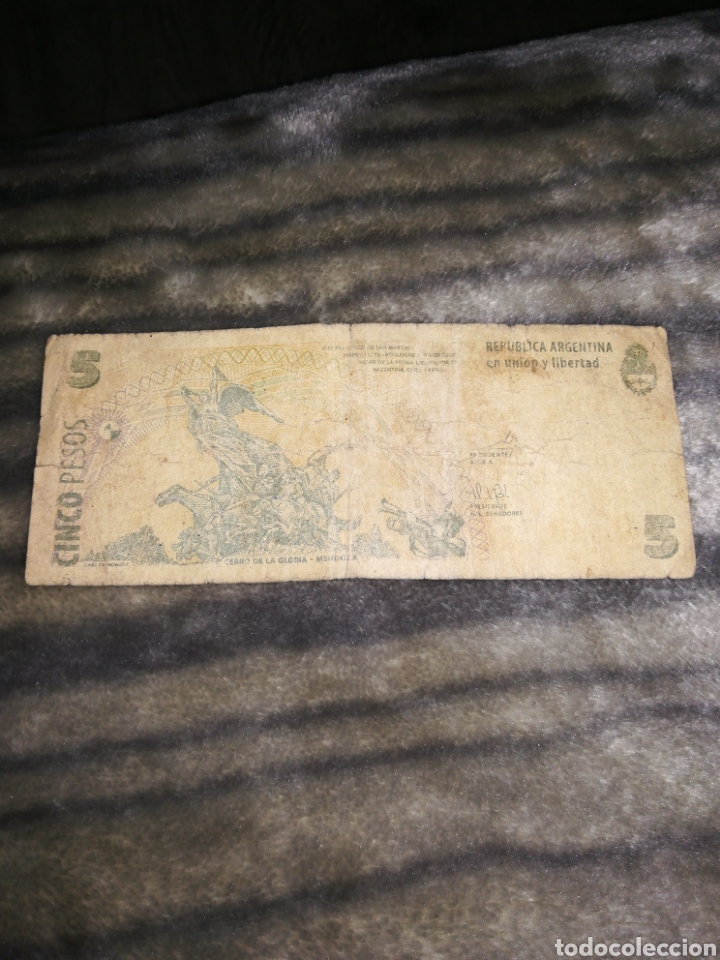 Billetes extranjeros: Billete 5 Cinco pesos Argentina - Foto 2