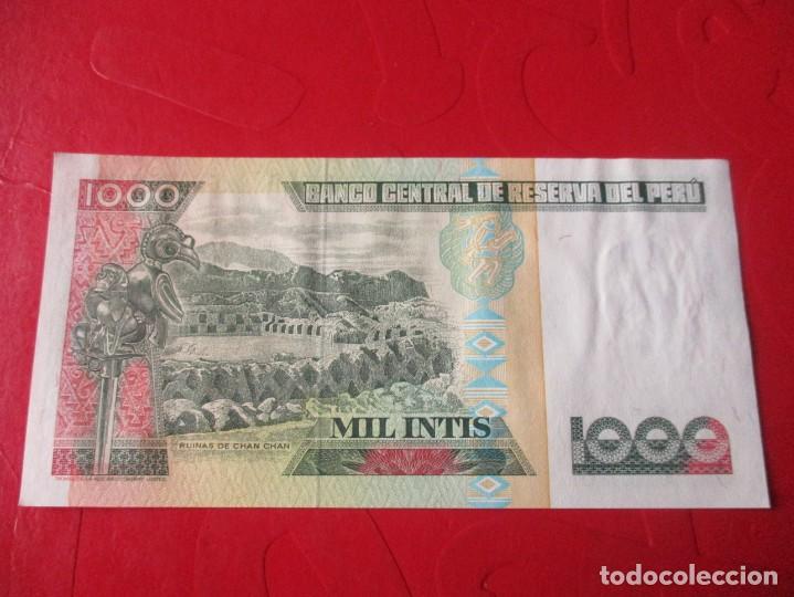Billetes extranjeros: Peru. billete de 1000 intis. 1988 - Foto 2