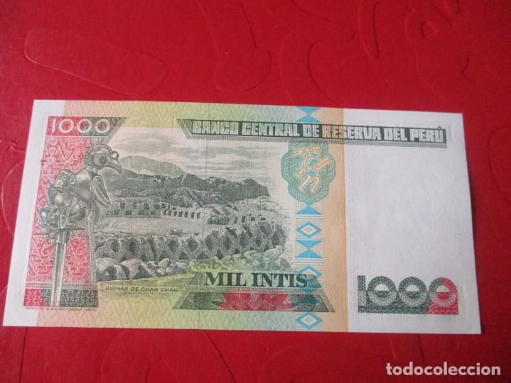 Billetes extranjeros: Peru. billete de 1000 intis. 1988 - Foto 2
