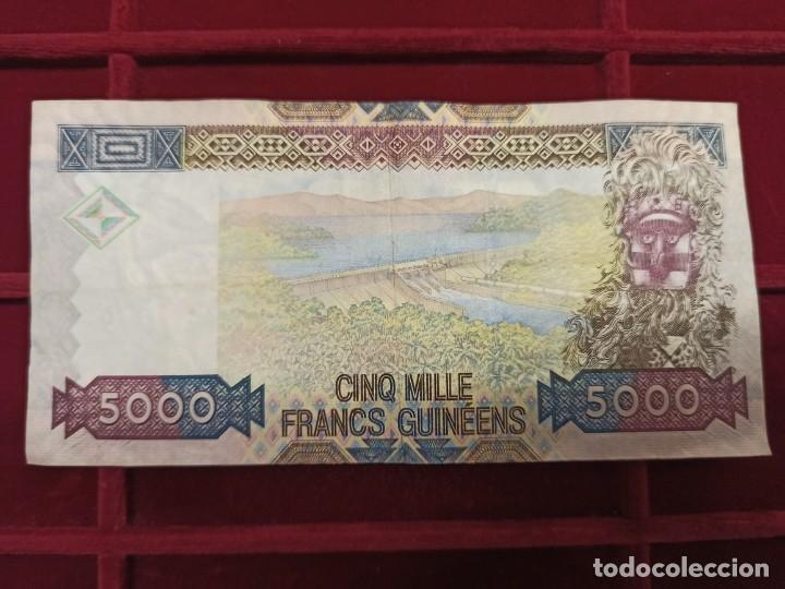 Billetes extranjeros: Guinea 5000 Francos 2006 Pick 41a - Foto 2