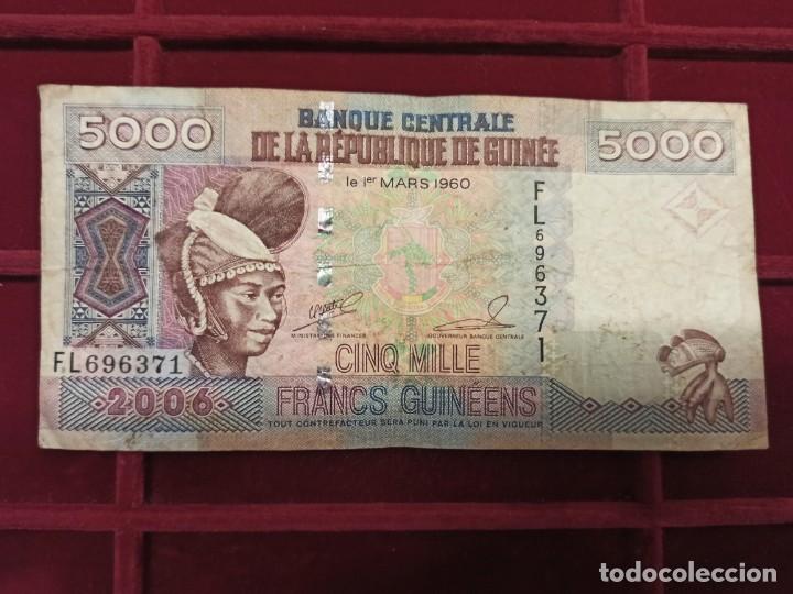 Billetes extranjeros: Guinea 5000 Francos 2006 Pick 41a - Foto 1