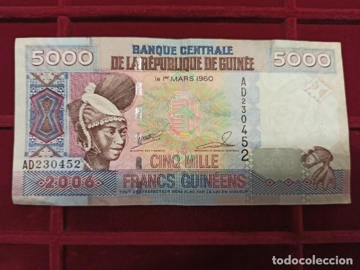 Billetes extranjeros: Guinea 5000 Francos 2006 Pick 41a - Foto 1