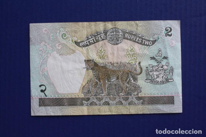Billetes extranjeros: NEPAL - 2 RUPIAS (1981) Pyara - MBC - Foto 2