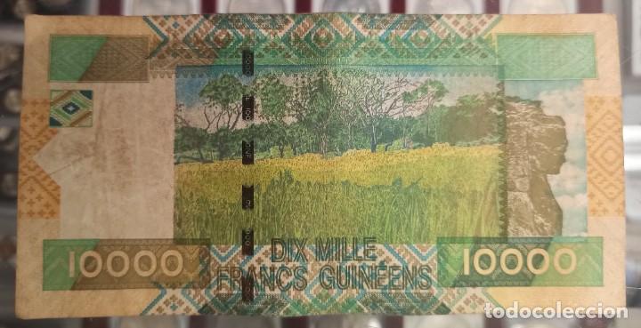 Billetes extranjeros: Guinea 10000 Francos 2007 Pick 42 - Foto 2