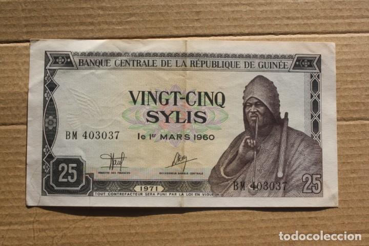 Billetes extranjeros: GUINEA - 25 SYLIS 1971 MBC - Foto 1