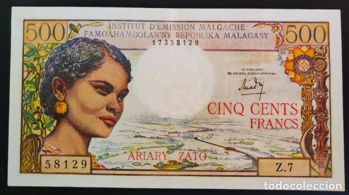 Billetes extranjeros: Madagascar 500 Francos ND 1966 Serie Z.7 Pick 58 EBC doblez central - Foto 1 - 339323523