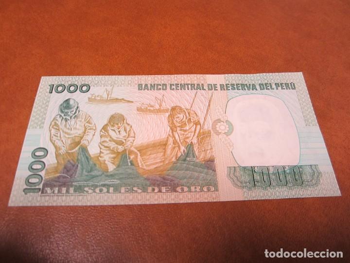 Billetes extranjeros: BILLETE DE 1000 SOLES DE ORO DE PER&Uacute; DE 1981 - Foto 2
