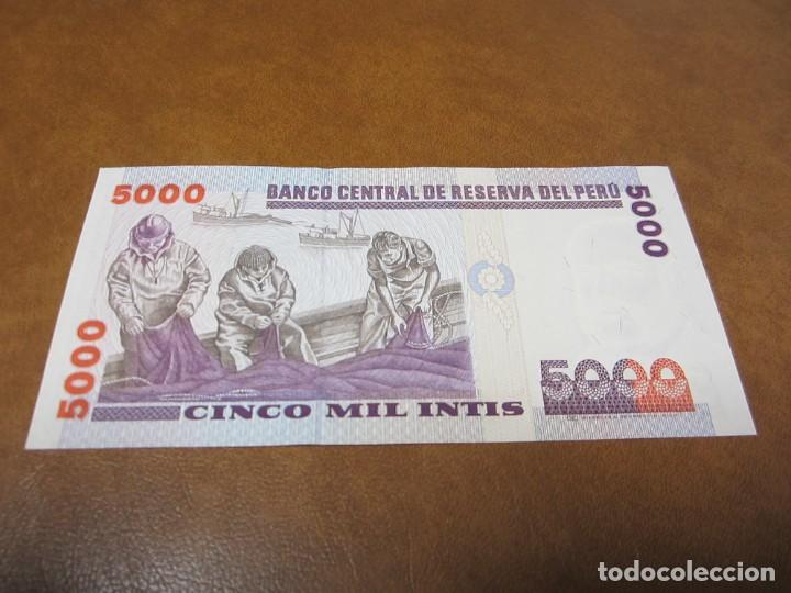Billetes extranjeros: BILLETE DE 5000 INTIS DE PER&Uacute; DE 1988 - Foto 2