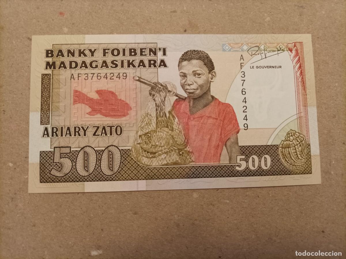 Billetes extranjeros: Billlete de Madagascar de 500 francs, UNC - Foto 1