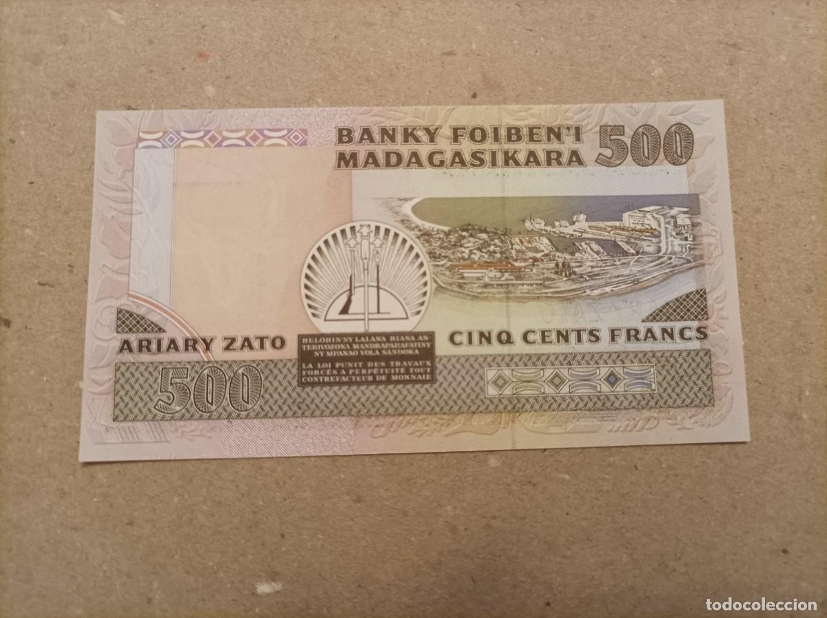 Billetes extranjeros: Billlete de Madagascar de 500 francs, UNC - Foto 2