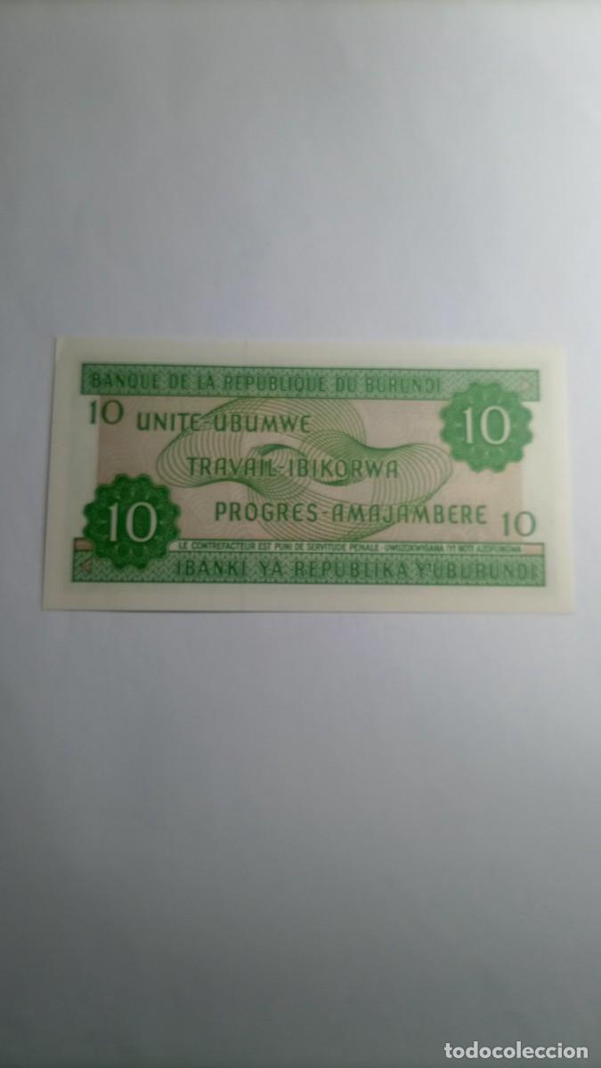 Billetes extranjeros: BURUNDI - 10 FRANCS 2005 - P33 - Foto 2