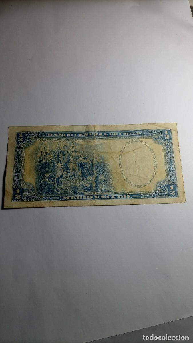 Billetes extranjeros: CHILE - 1/2 ESCUDO - P134 - Foto 2