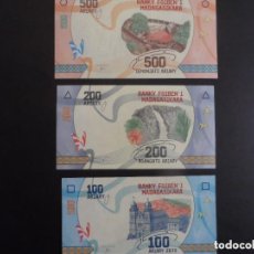 Billetes extranjeros: 500 200 100 ARIARY DEL BANKY FOIBEN´I MADAGASKARA. ESTADO DE PLANCHA