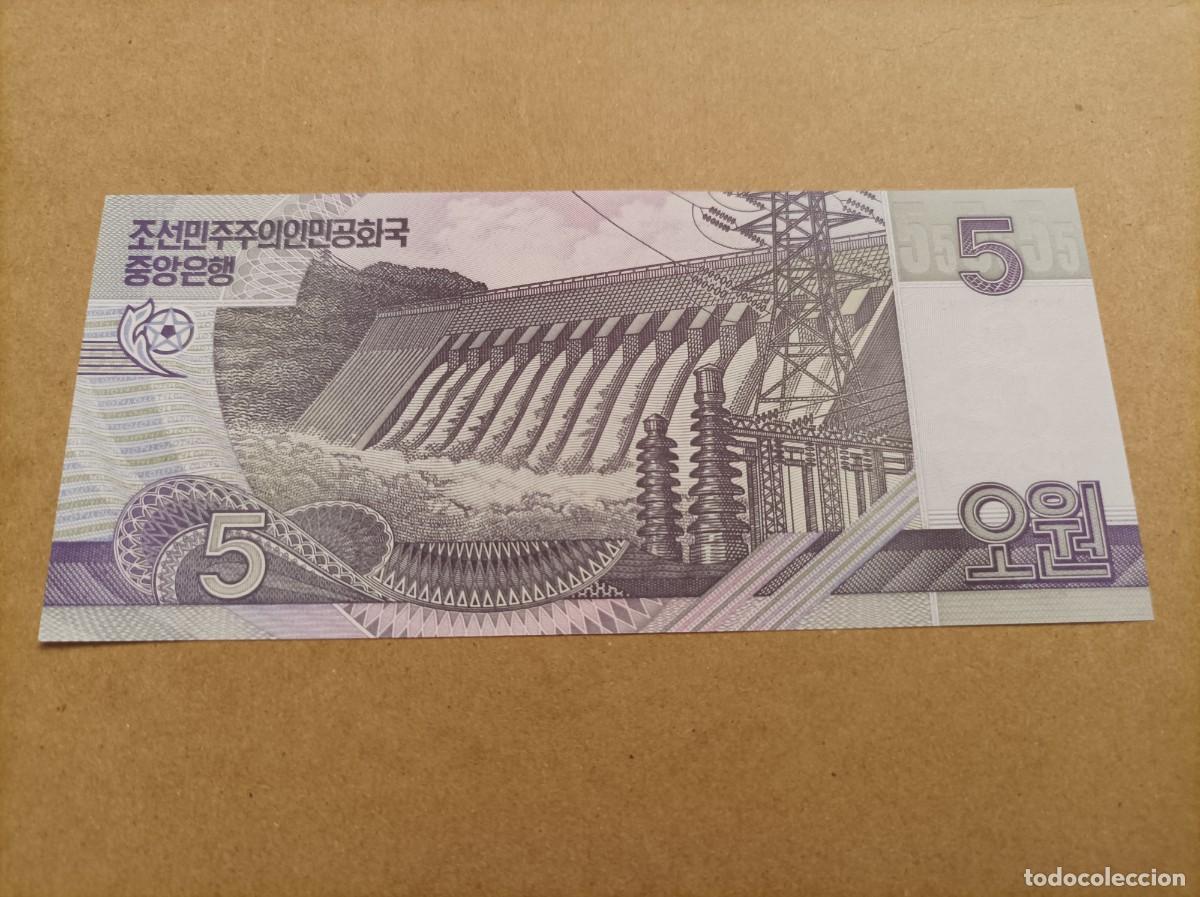 Billetes extranjeros: Billete de Corea del norte de 5 won, a&ntilde;o 2002, UNC - Foto 2