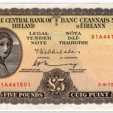 Billetes extranjeros: IRELAND,5 POUNDS,1975,P.65C,XF