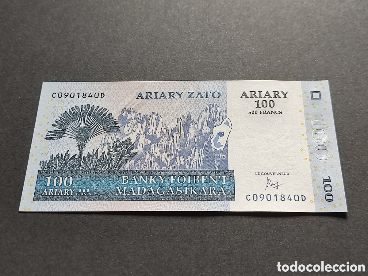 Billetes extranjeros: Billetes del Mundo Madagascar 2004 PLANCHA - Foto 1