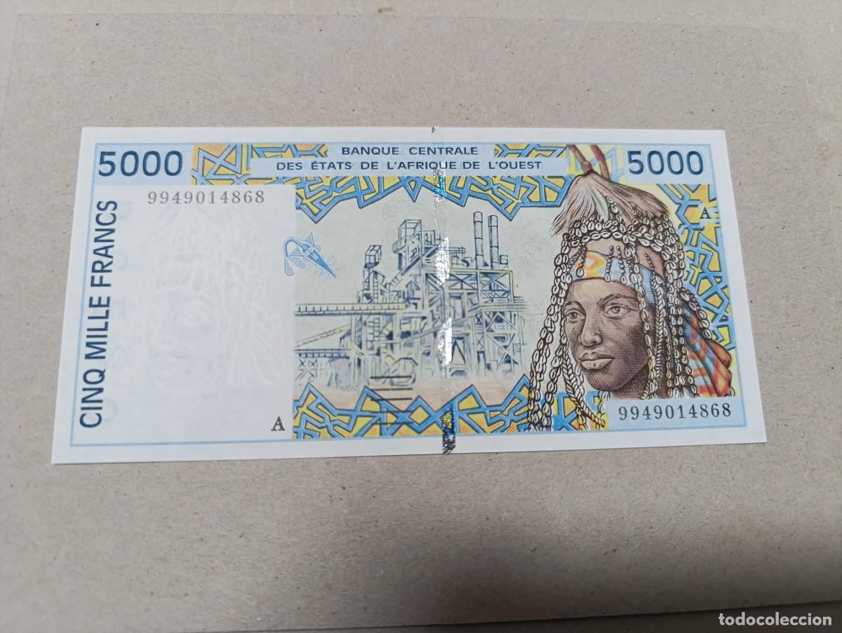 Internationale Banknoten: Billete Estados &Aacute;frica del Oeste, 5000 francs, serie A, a&ntilde;o 1995, UNC