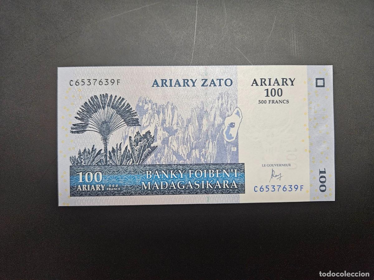 Billetes extranjeros: MADAGASCAR 100 ARIARY 2004 S/C P=86 - Foto 1