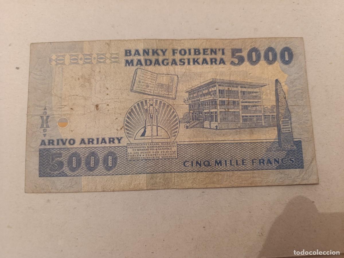 Billetes extranjeros: Billete Madagascar, 5000 francs, serie A - Foto 2