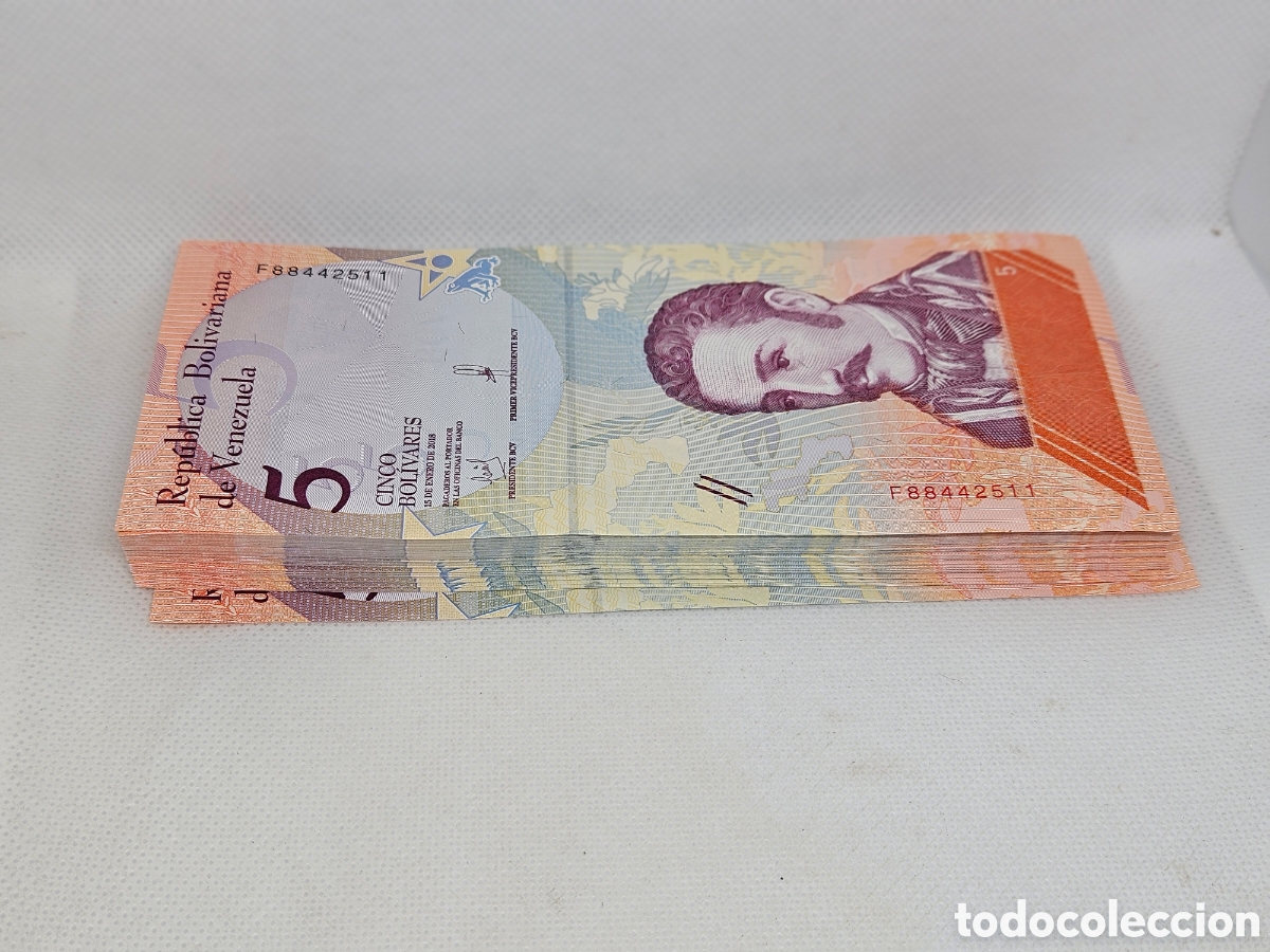 Notas Internacionais: Lote de 100 billetes de 5 bol&iacute;vares - Venezuela 2021. Lote de 100 billetes nuevos de 5 bol&iacute;vares emi