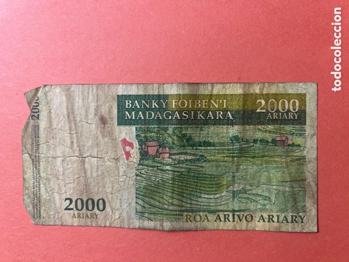 Billetes extranjeros: 111b. MADAGASCAR. Conmemorativo 2000 ariary - Foto 2
