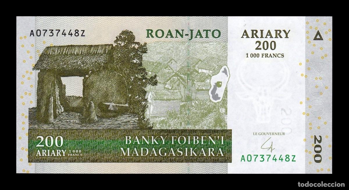 Billetes extranjeros: Madagascar 200 Ariary 2004 Pick 87b Sc Unc - Foto 1