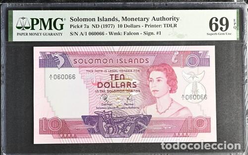 International Banknotes: ISLAS SALOMON * BILLETE 10 DOLLARS 1977 * PMG-69 EPQ TOP POP