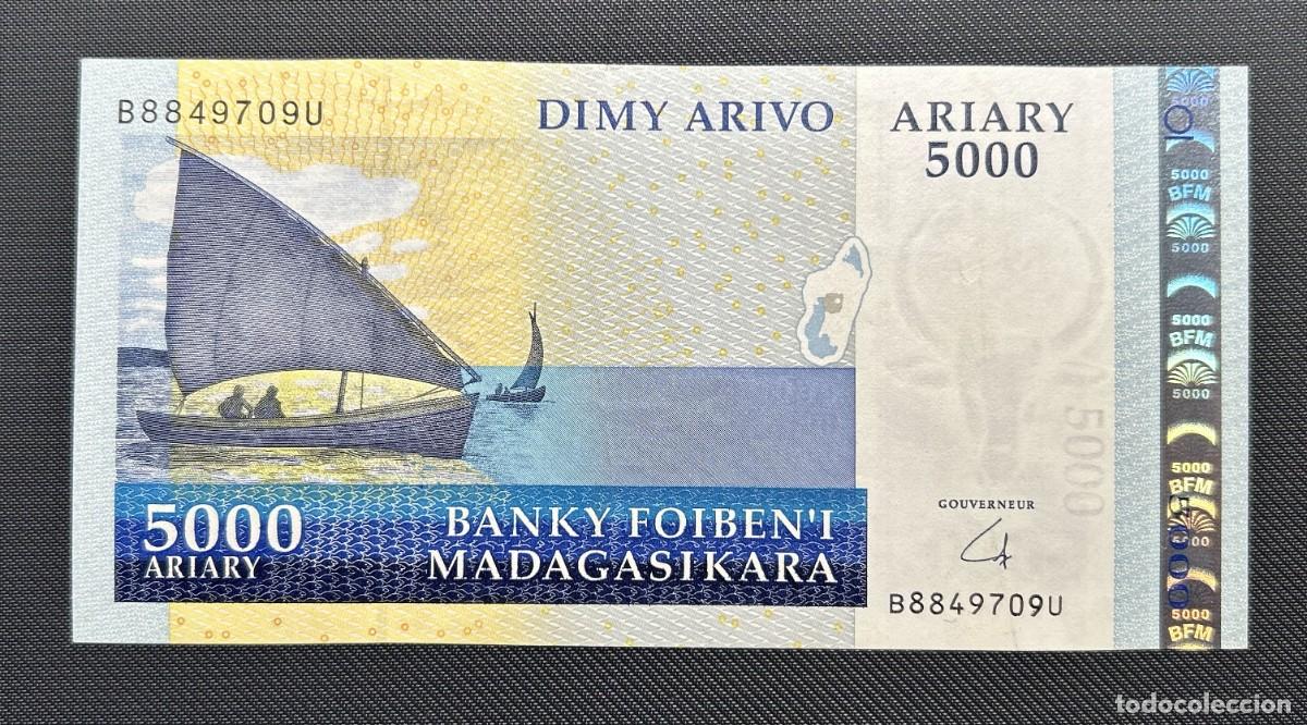 Billetes extranjeros: 5000 ARIARY 2009 MADAGASCAR P# 91B. EBC / XF - Foto 1