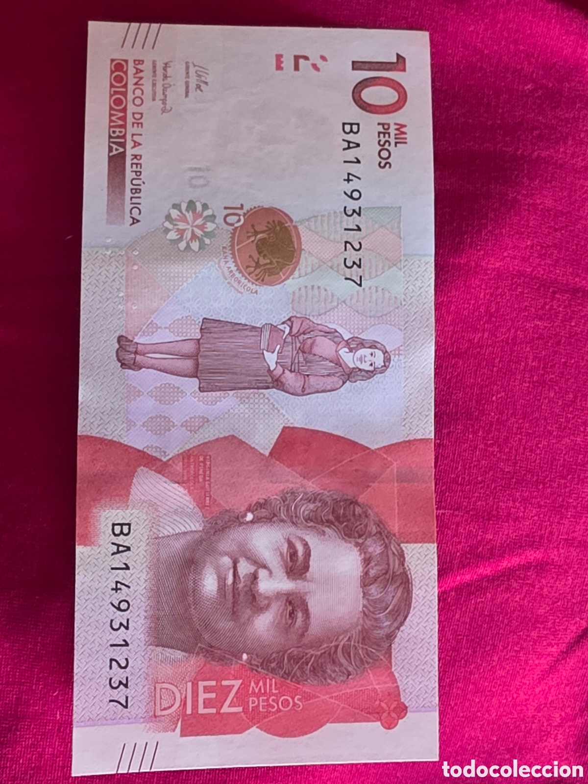 Billetes extranjeros: BILLETE 10000 PESOS COLOMBIA