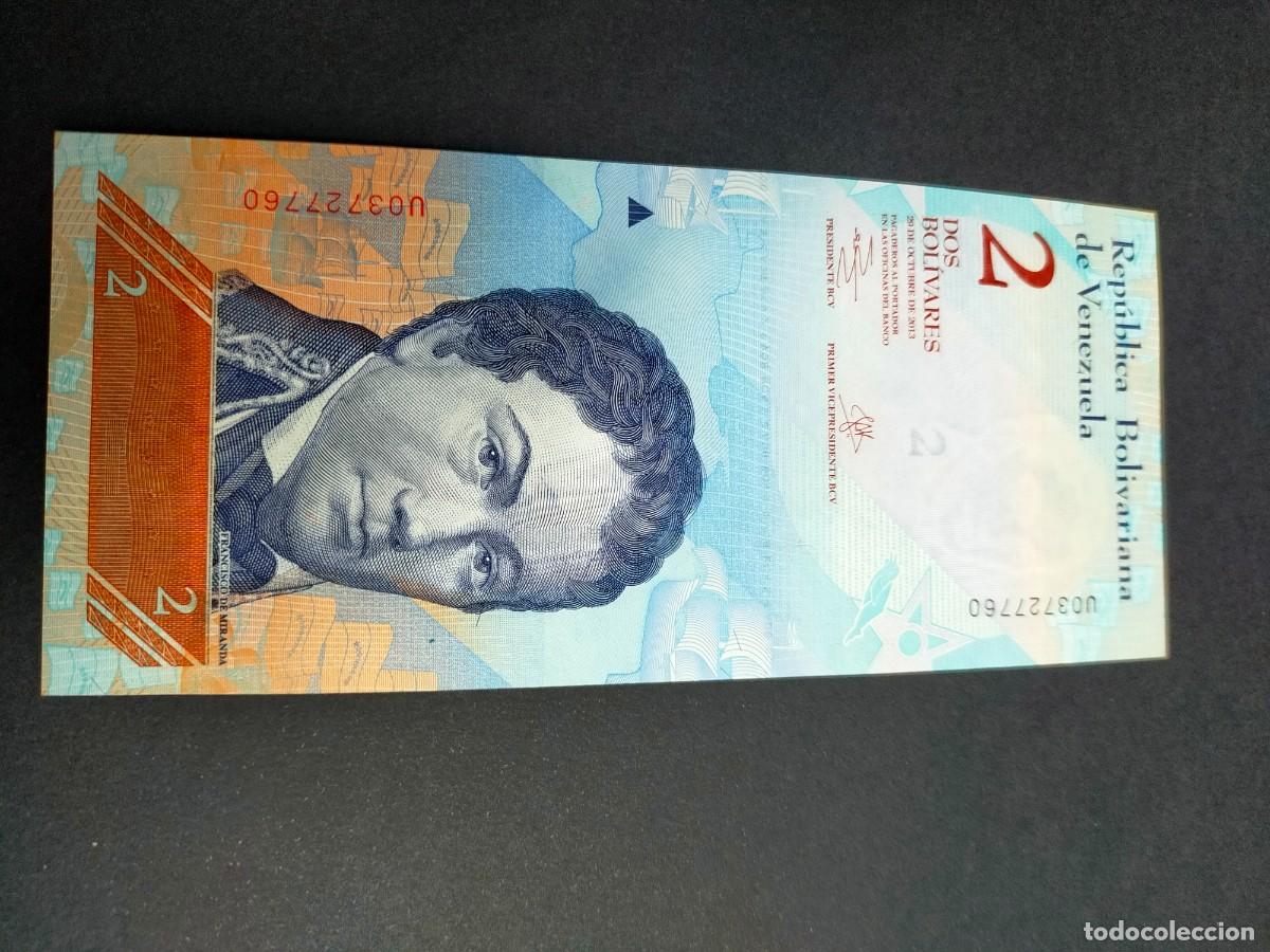 Billetes extranjeros: BILLETE DE 2 DOS BOLIVARES 29 OCTUBRE 2013 BANCO VENEZUELA EXCEPCIONAL CONSERVACION