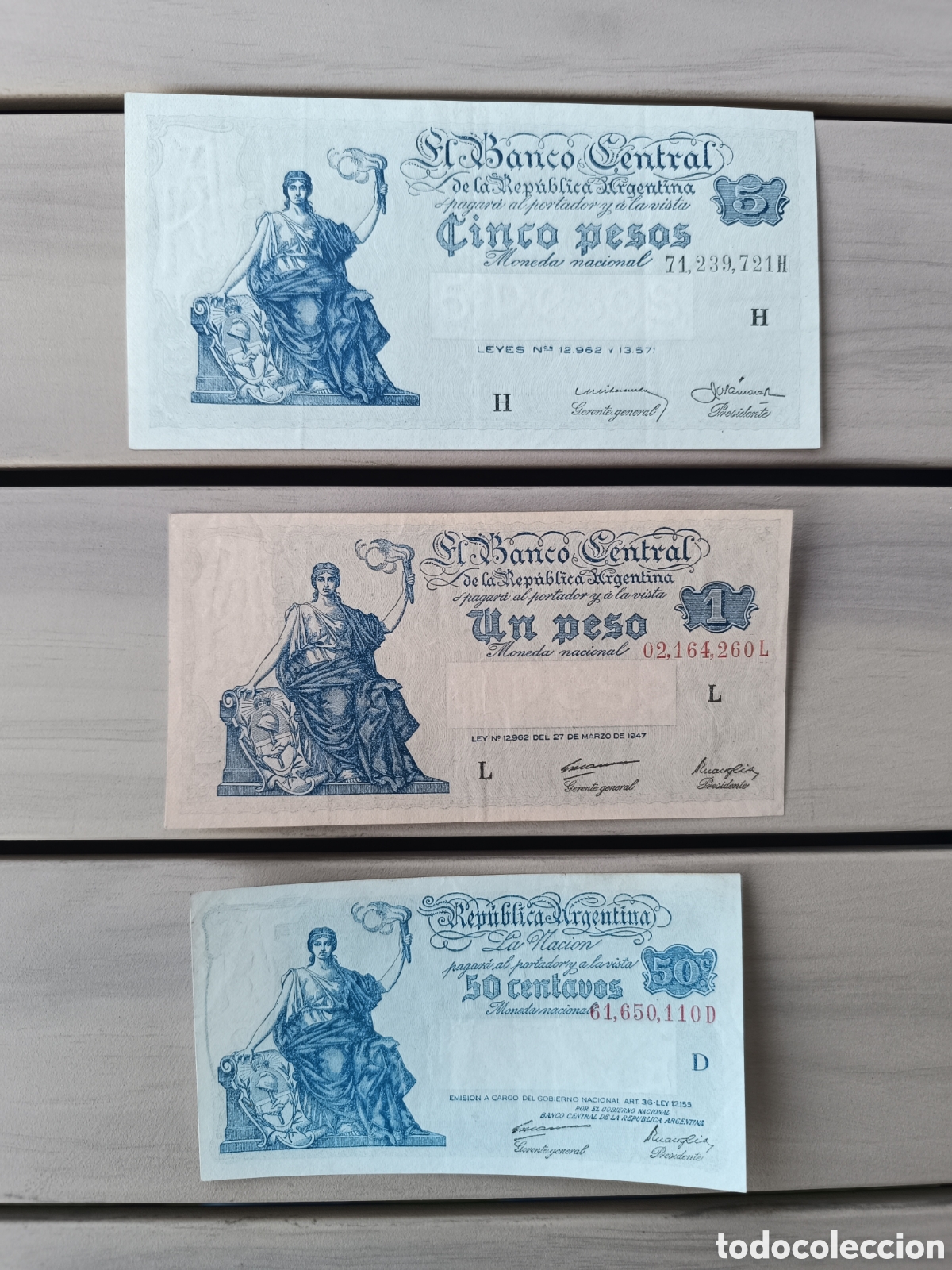 Billetes extranjeros: Lote 3 billetes Argentina a&ntilde;os 40