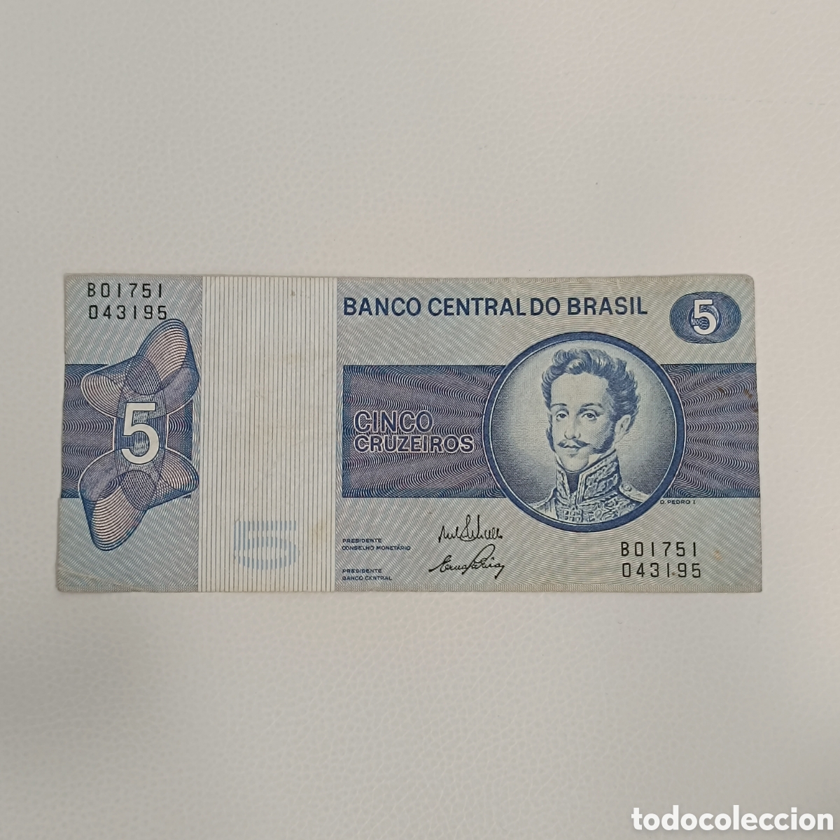 Billetes extranjeros: Billete de 5 cruceiros de Brasil.