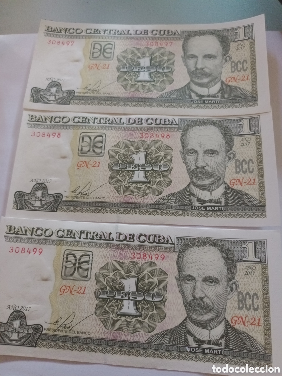 Billetes extranjeros: TRIO CORRELATIVO DE 1 PESO BANCO CENTRAL DE CUBA