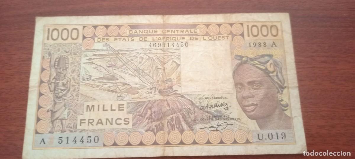 Billetes extranjeros: WEST AFRICAN STATES (COSTA DE MARFIL) 1.000 FRANCS 1988 VF #116