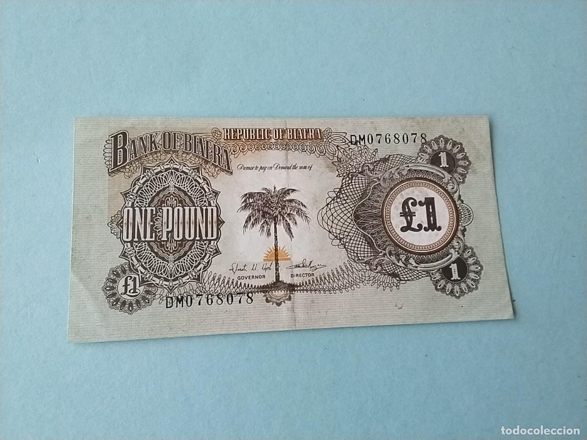International Banknotes: Billetes mundiales unidad