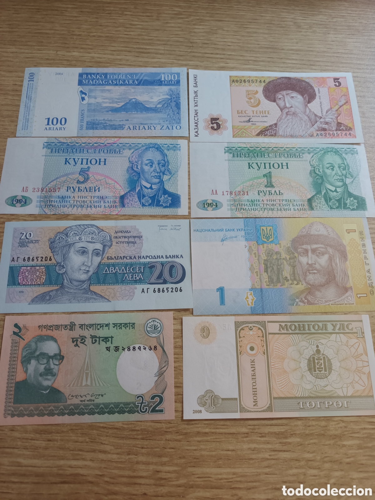Billetes extranjeros: LOTE DE 8 BILLETES DE DISTINTOS PA&Iacute;SES Y FECHAS SIN CIRCULAR, NUEVOS