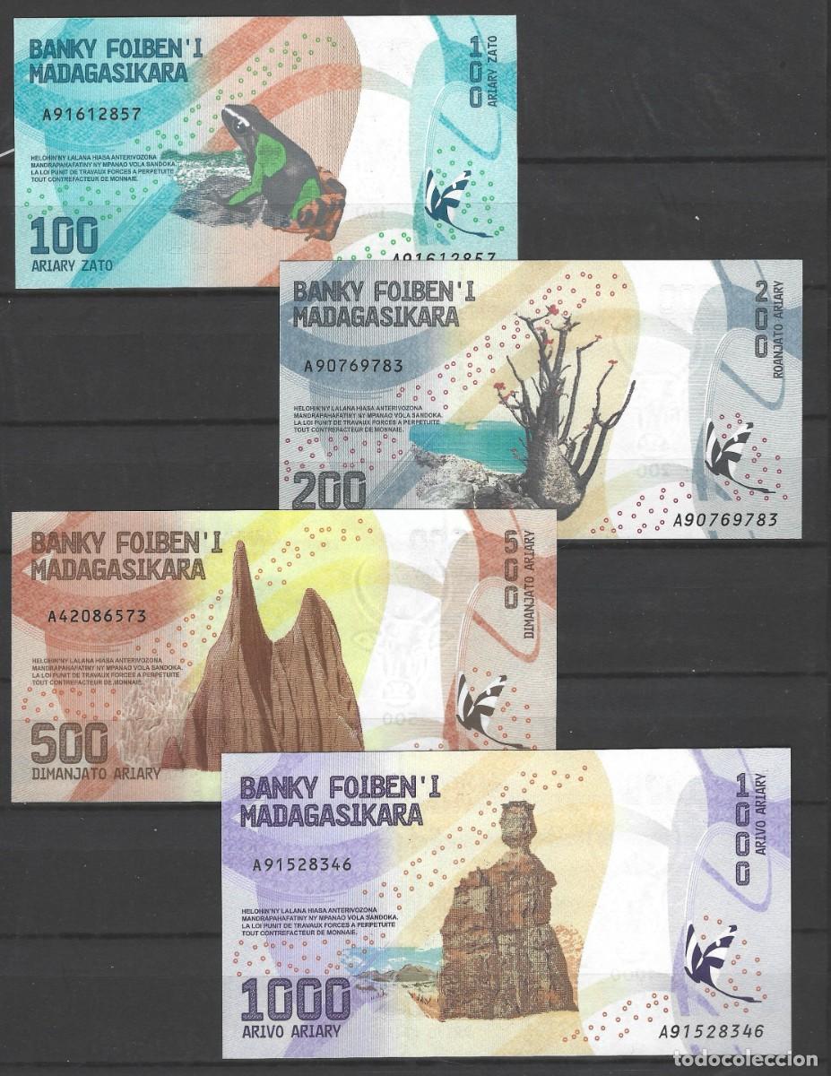 Billetes extranjeros: MADAGASCAR - LOTE DE 100 - 1000 ARIARY 2017 - SERIE A - PLANCHA, SIN CIRCULAR - BILLETES DEL MUNDO