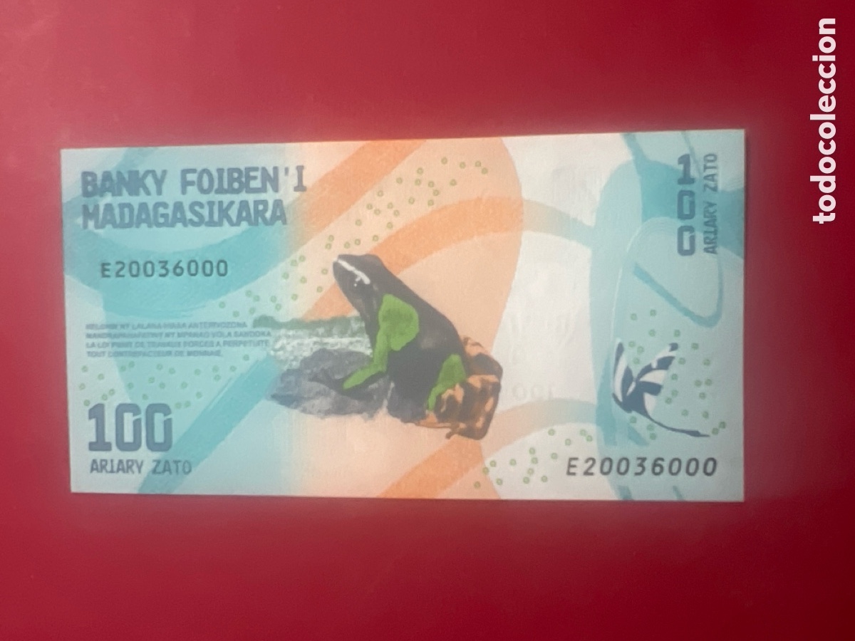 Billetes extranjeros: B241. BILLETE - MADAGASCAR. 100 Ariary - Foto 1