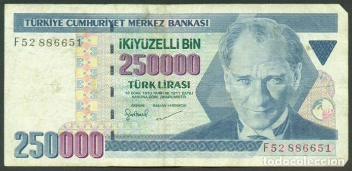Billetes extranjeros: TURQUIA. 250000 lira (1998). Pick 211. Serie F. Triangulo azul en la esq. sup. dcha.