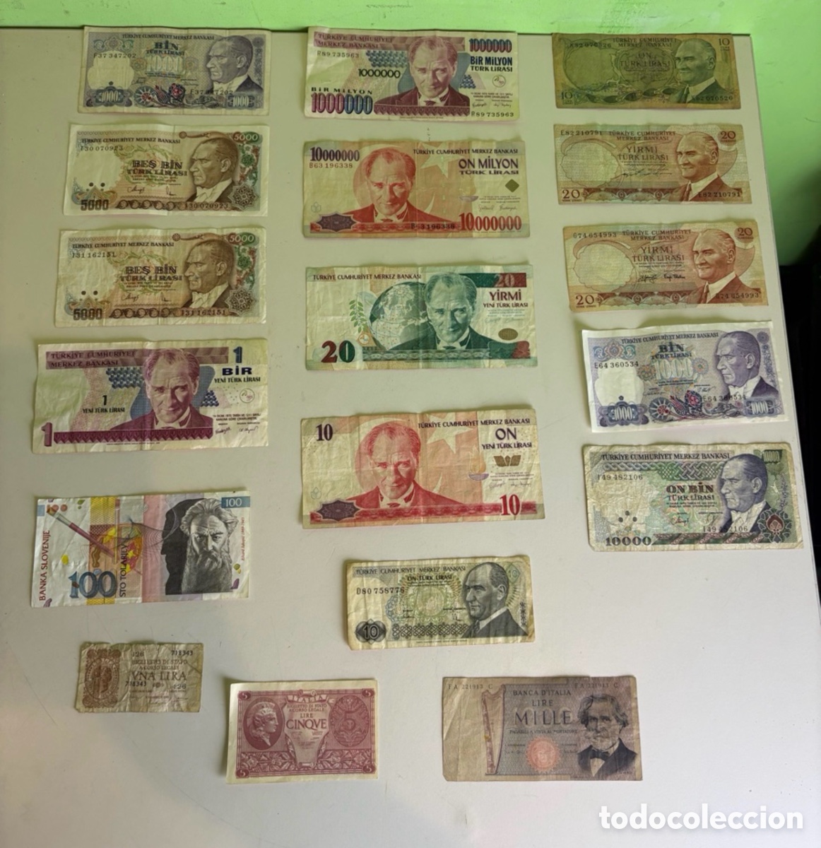 Billetes extranjeros: Lote de 18 billetes internacionales antiguos &ndash; Turqu&iacute;a, Italia y Eslovenia