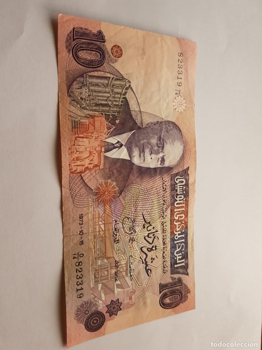 Billetes extranjeros: TUNEZ- 10 DINARS-1973