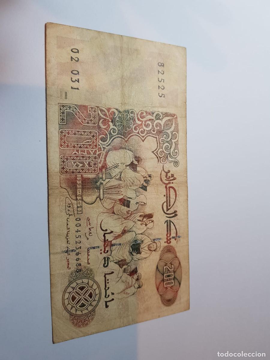 Billetes extranjeros: ALGERIA-200 DINARES-1992