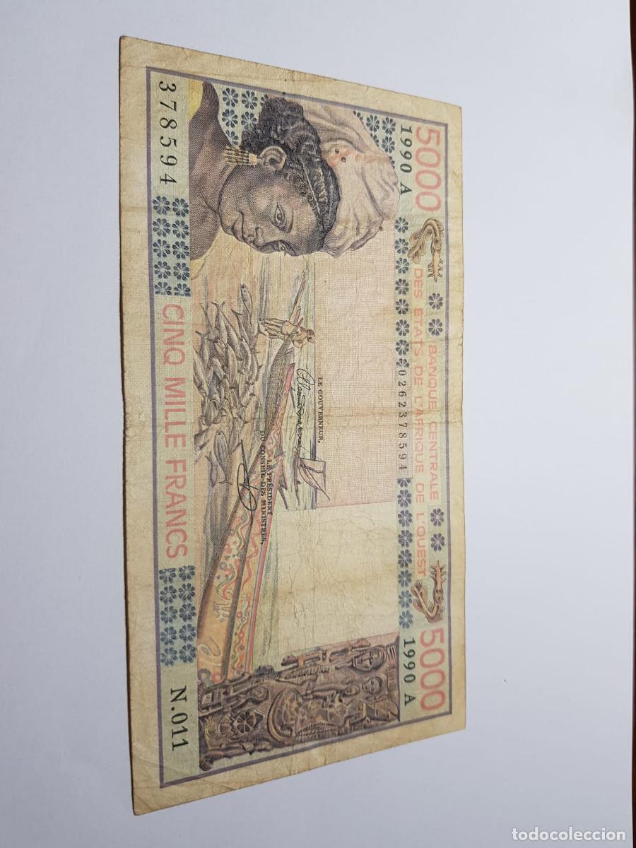 Billetes extranjeros: ESTADOS DEL AFRICA DEL OESTE-5000 FRANCOS-1990