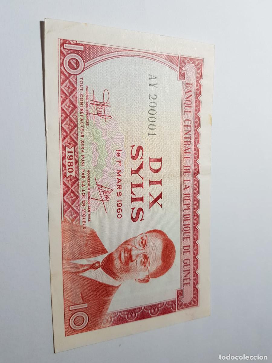 Billetes extranjeros: GUINEA- 10 SYLIS- 1960