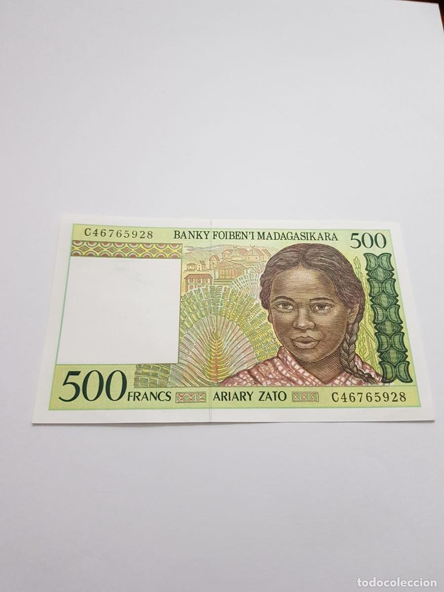 Billetes extranjeros: MADAGASCAR-500 FRANCOS-1994