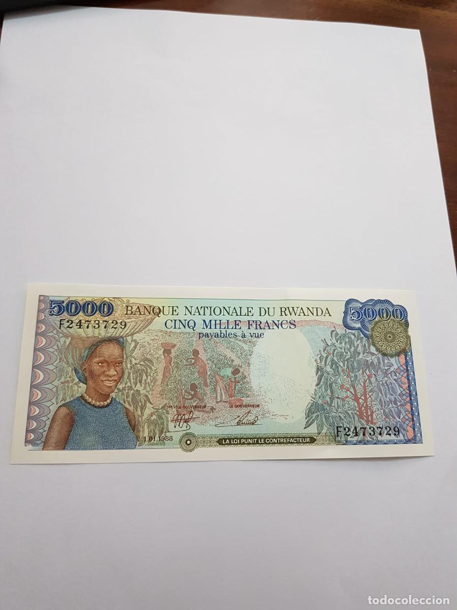 Billetes extranjeros: RUANDA- 5000 FRANCOS-1988