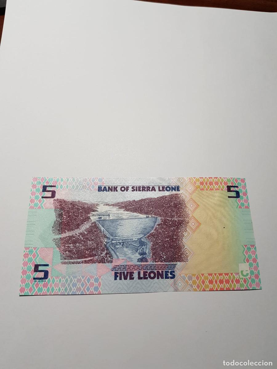 Billetes extranjeros: SIERRA LEONA- 5 LEONES-2022 - Foto 2