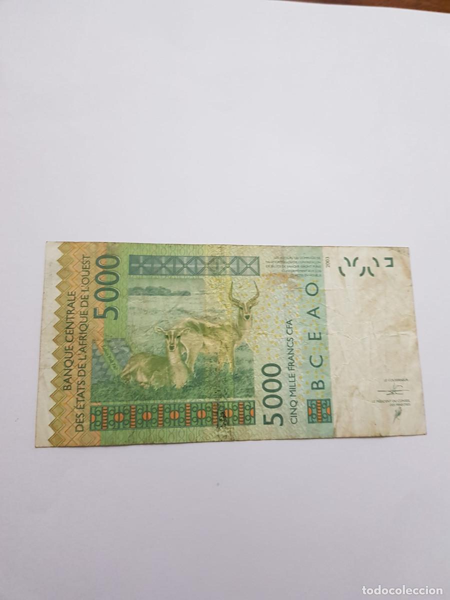 Billetes extranjeros: AFRICA DEL OESTE- 5000 FRANCOS CFA-2003 - Foto 2