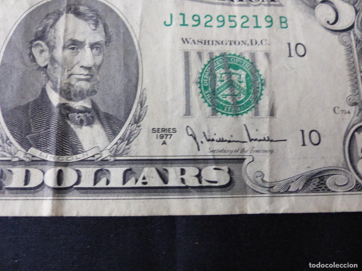 Billetes extranjeros: 2 BILLETES DE 5 DOLLAR / U.S.A 1977 - Foto 3