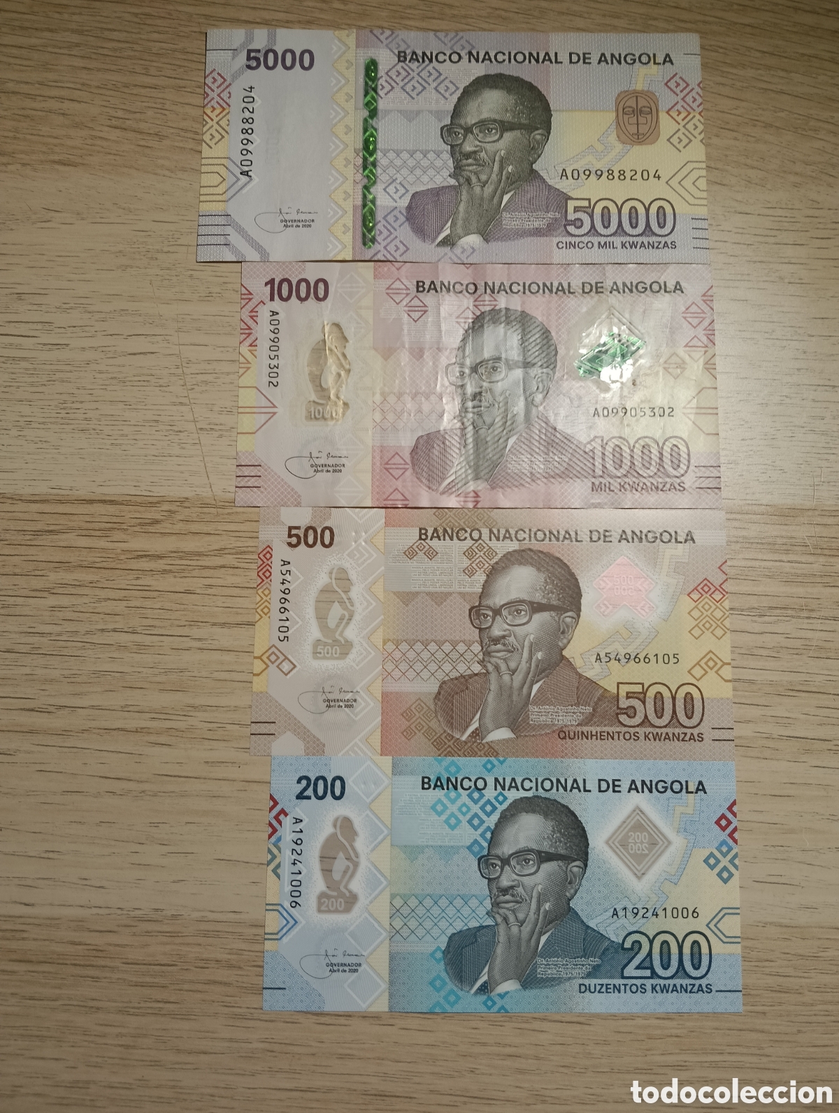 Billetes extranjeros: Kwanzas 2020. 200/500/1000/5000